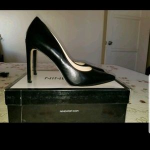 Womens Nine West leather Tatiana Pumps size 8